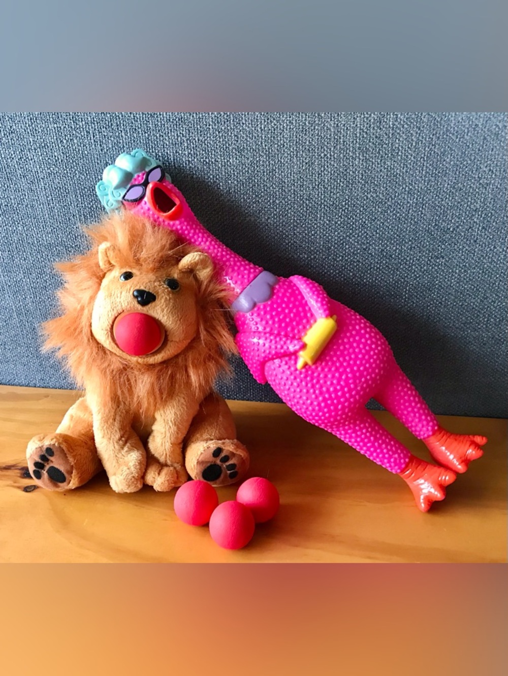 HOG WILD Lion Plush Soft Ball Launcher Shooter Funny Honking Granny Chicken